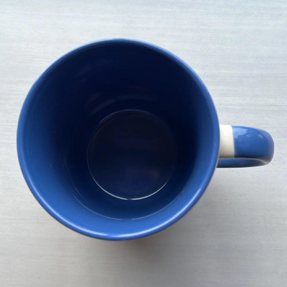 Tommy Bahama Coffee Mug microwave and dishwasher Color Ivory/Blue
